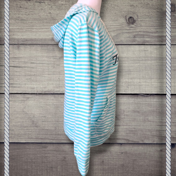 Vineyard Crew Traverse City Michigan Striped Nautical Hoodie Size Medium - Picture 6 of 8